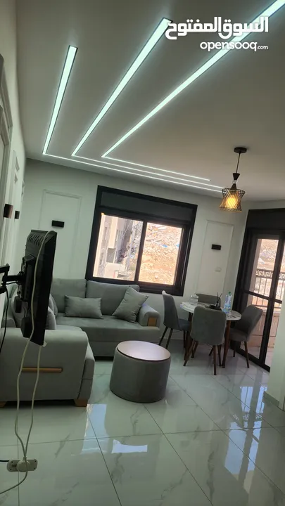 ستوديو مفروش للايجار فرش جديد وبناء جديد