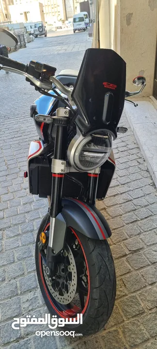 للبيع هوندا CB1000 وكاله 2018