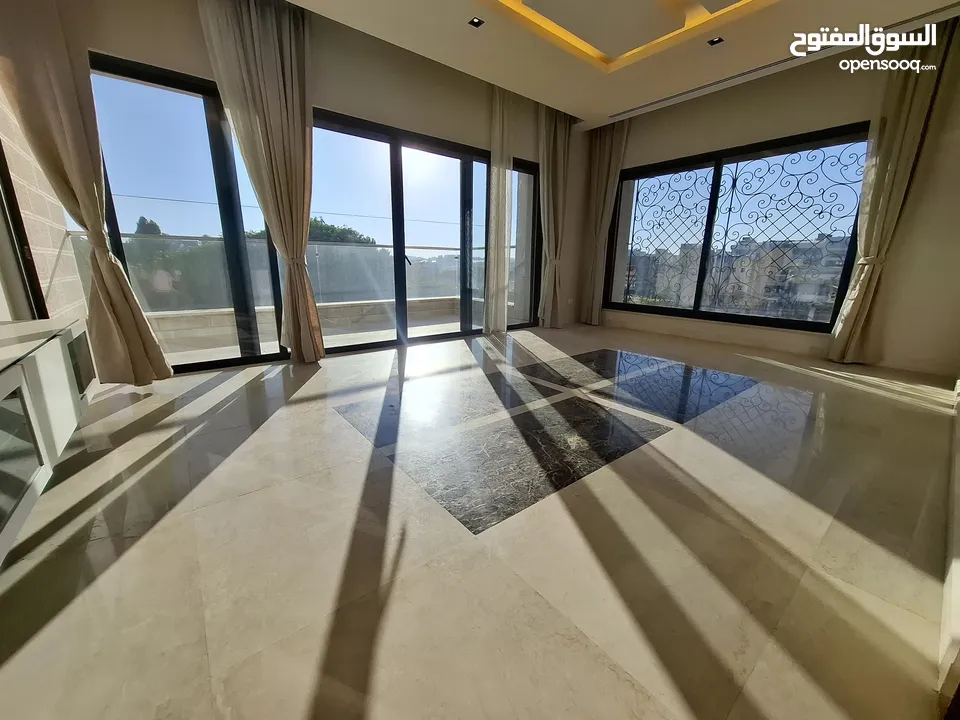 شقة شبه مفروشة للإيجار ( Property 43386 )-175083960