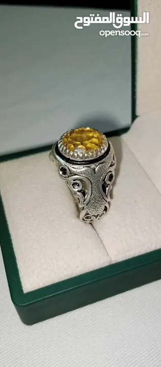 مجموعه خواتم فضة مشكلة  اكثر من 30 خاتم عيارات الفضة 925 و 990 و 1000 خواتم مع شهادات صياغات مشكلة