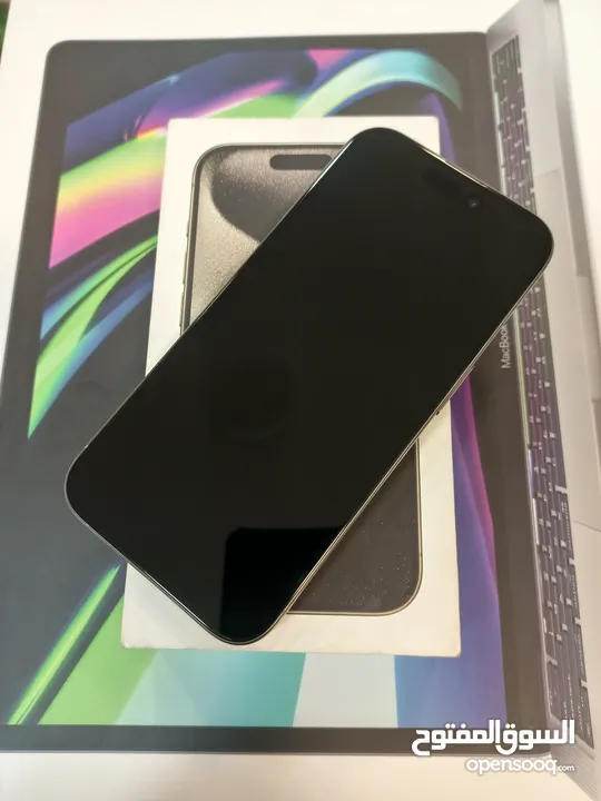 iphone 15 pro 256 GB بطاريه 99%  وارد شرق اوسط ( كفاله مطووله)