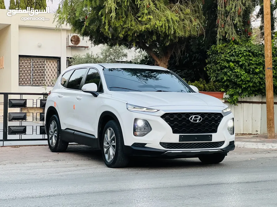 هوندااااي سنتافيه 2019 مطور 2000 ديزل 4*4  ست ركاب بدون فتحه بسعرررر حرق ع الكاش فقط 96 الف