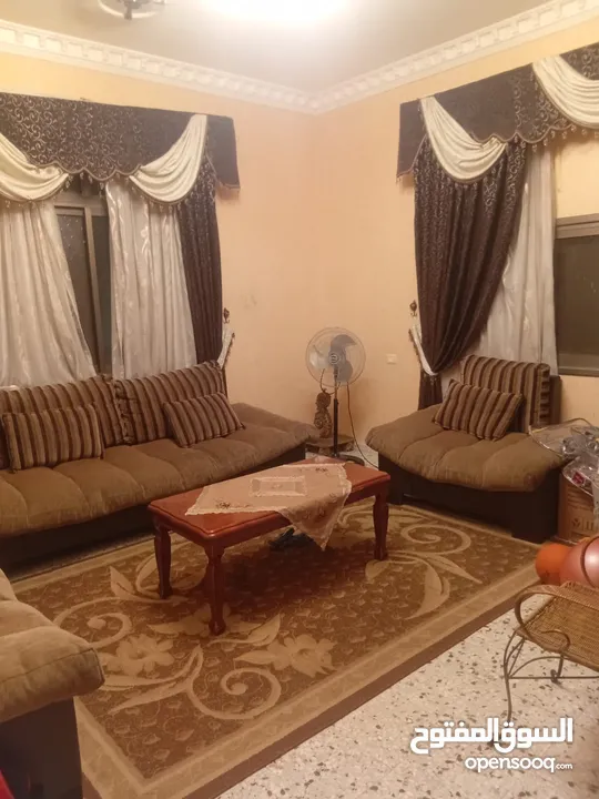 اعلان بيع شقة سكنية ديلوكس