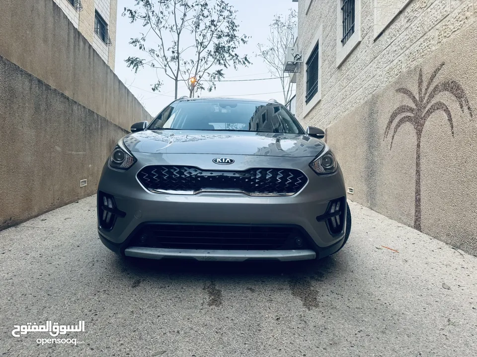 جيب كيا نيرو هايبرد بنزين + كهرباء