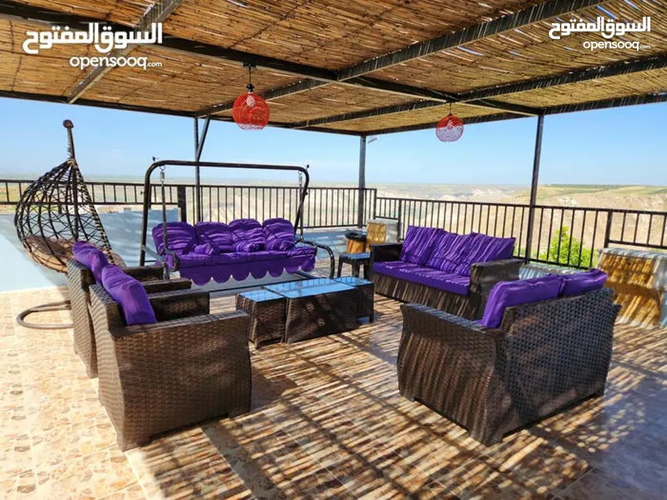 شاليه غرفتين نوم افخم اطلالة على سد الوحدة (20 دقيقة شمال اربد)