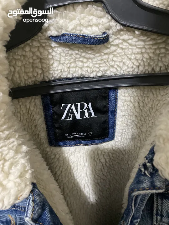 جاكيت جينز Zara اصلي اوريجينال 100% شبه جديد مش ملبوس .مبطن فرو طبيعي اصلي .