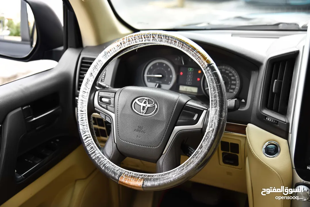 تويوتا لاند كروزر GX-R 2016 بحالة الوكالة Toyota Land Cruiser