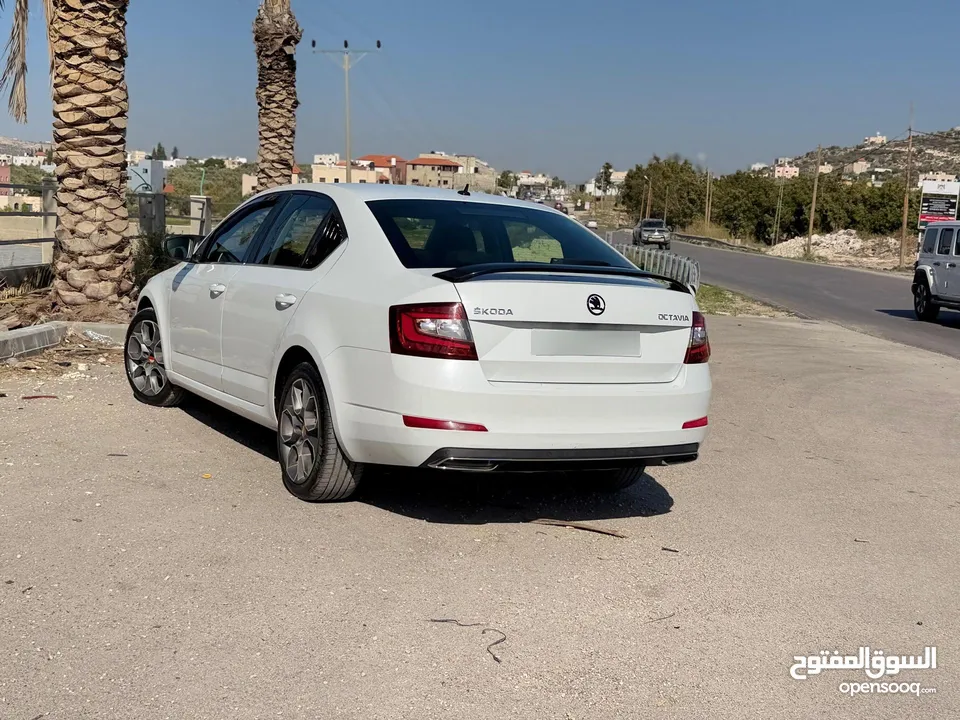 سكودا اوكتافيا 2015