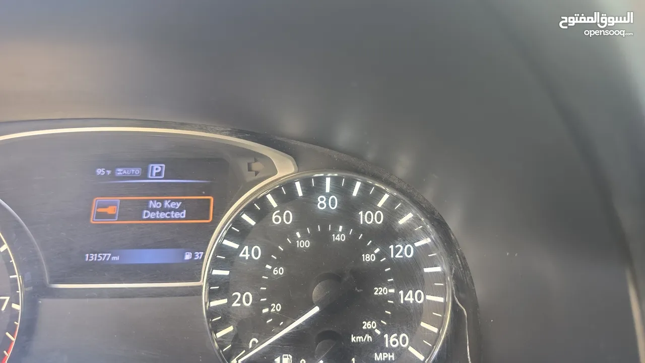 Nissan Pathfinder SV 2017