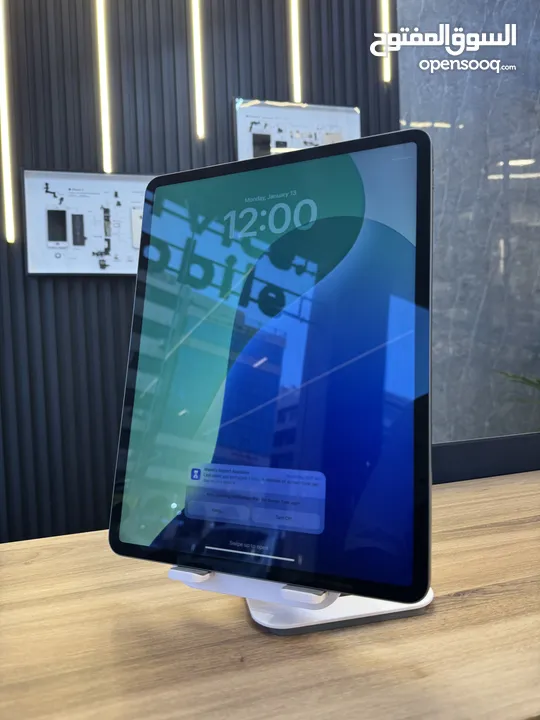 iPad Pro 12.9" الجيل الرابع  Wi-Fi  128GB  رمادي  إصدار 2020  بطارية 87%