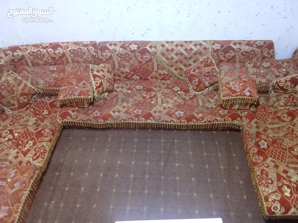 مجلس عربي للبيع