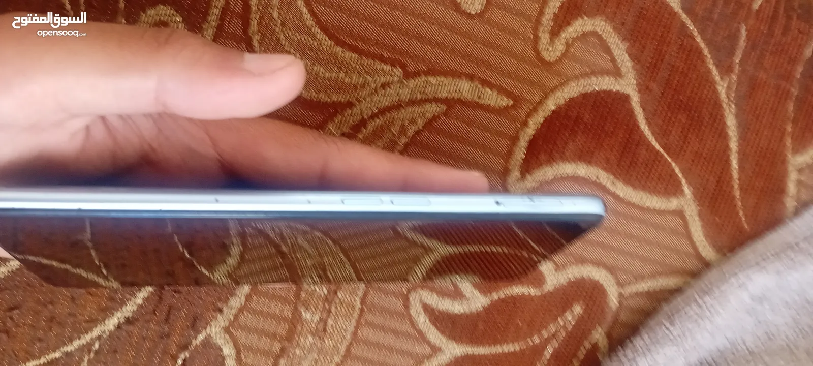 realme 7 pro 8ram 128gb للبيع او للبدل على ايفون