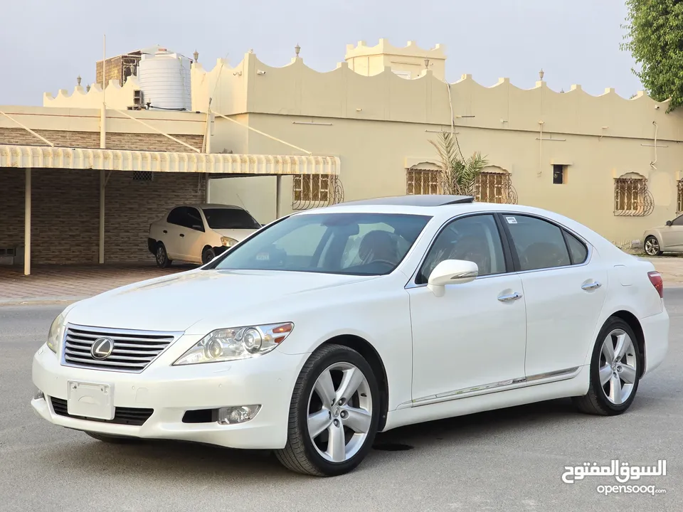 Lexus LS460 short USA 2012 V8 price 42,000A