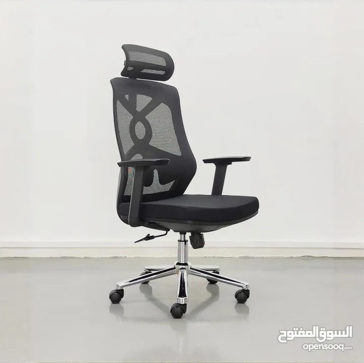 كراسي مكتب تنفيذية من فورز تم تصميم كراسي المكتب التنفيذية من FURZ لتناسب البيئات التنفيذية وساعات ا
