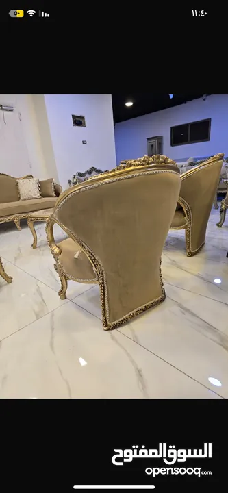 طقم نيو كلاسيك مودرن 9 مقاعد خشب زان فخم. كثيييييير ومرتب جديد وعرض ناااار 699 دينار فقط