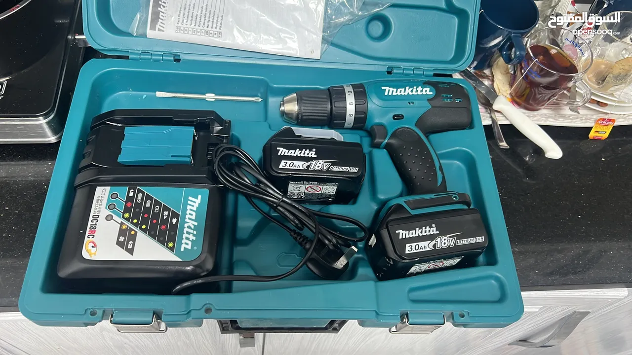 Drill makita