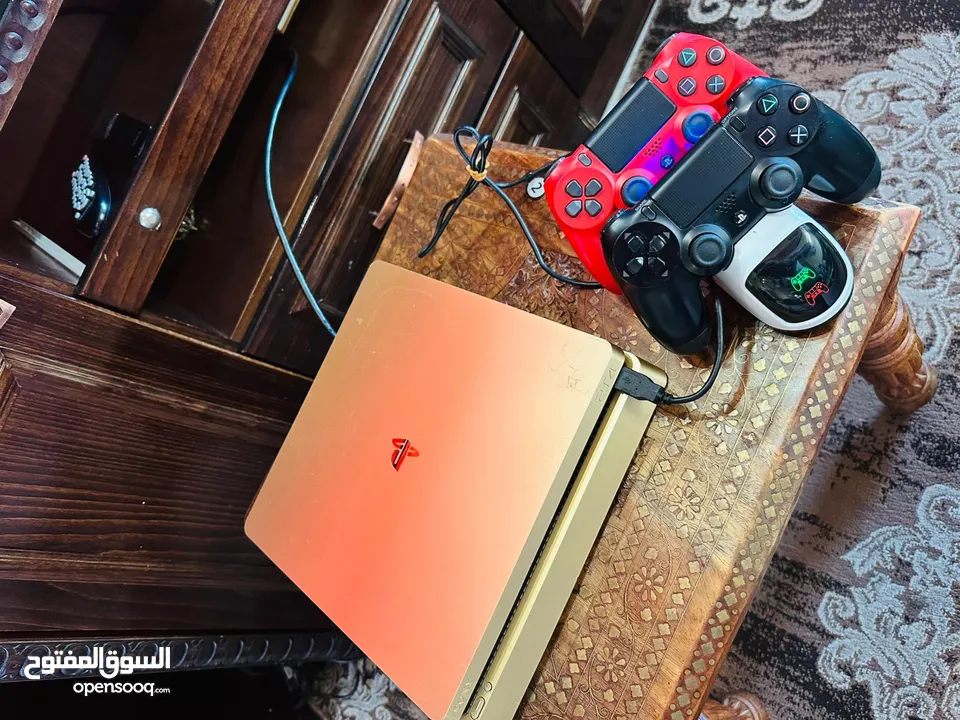 Playstation 4 Slim Gold Edition بلاستيشن 4 مهكر