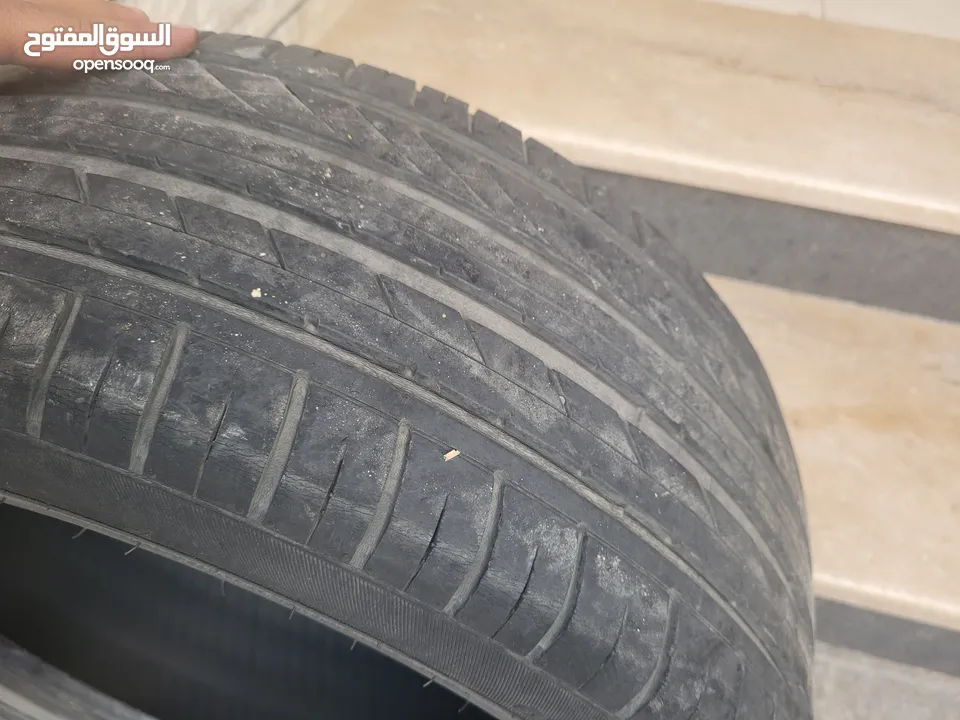 فردة كاوشوك 215 / 50 /R17 للبيع بحالة ممتازة