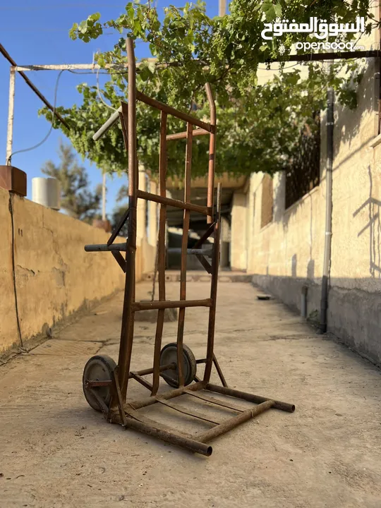 عربية حديد