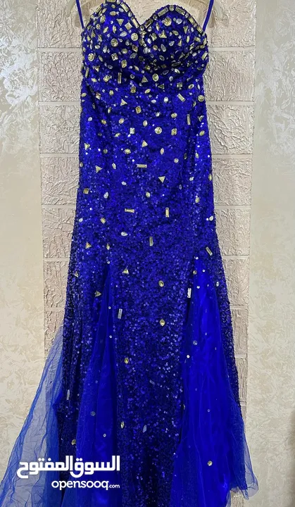 أجمل الفساتين و بدلات أعراس. و خطبة و أجمل المناسبات و بمودبلات روعة و ماركات اجنبية من لندن