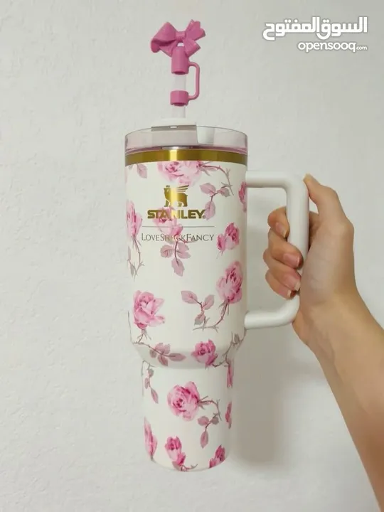 Stanely cup  كوب ستانلي الترند المورد بشكل جديد  سعتها 1200 مل  مختمة كامل مع كرتونتها وشهادتها