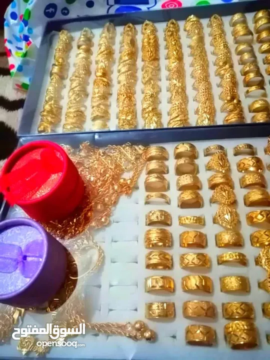 شروة خواتم واساور ذهب ايطالي