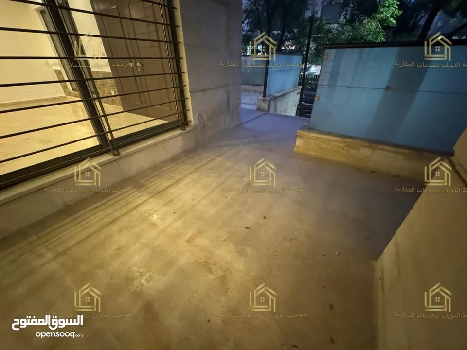 شقة فاخرة سوبر ديلوكس في أرقى واجمل مناطق عبدون ارضي مع ترس 3نوم