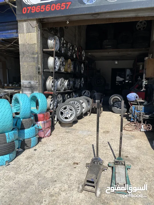 محل كوشوك وجنطات للبيع مجهز بالكامل