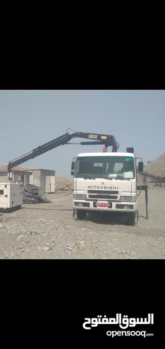 Mitsubishi Hiab Truck