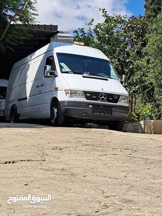 باص 412 موديل 2000 مطور جير بوكس بوضع الشركه