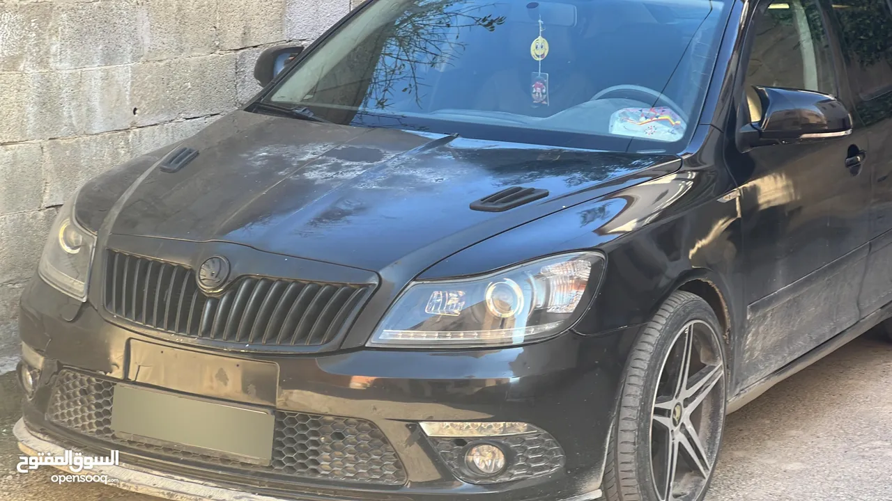 سكودا رمش برايفت 2011