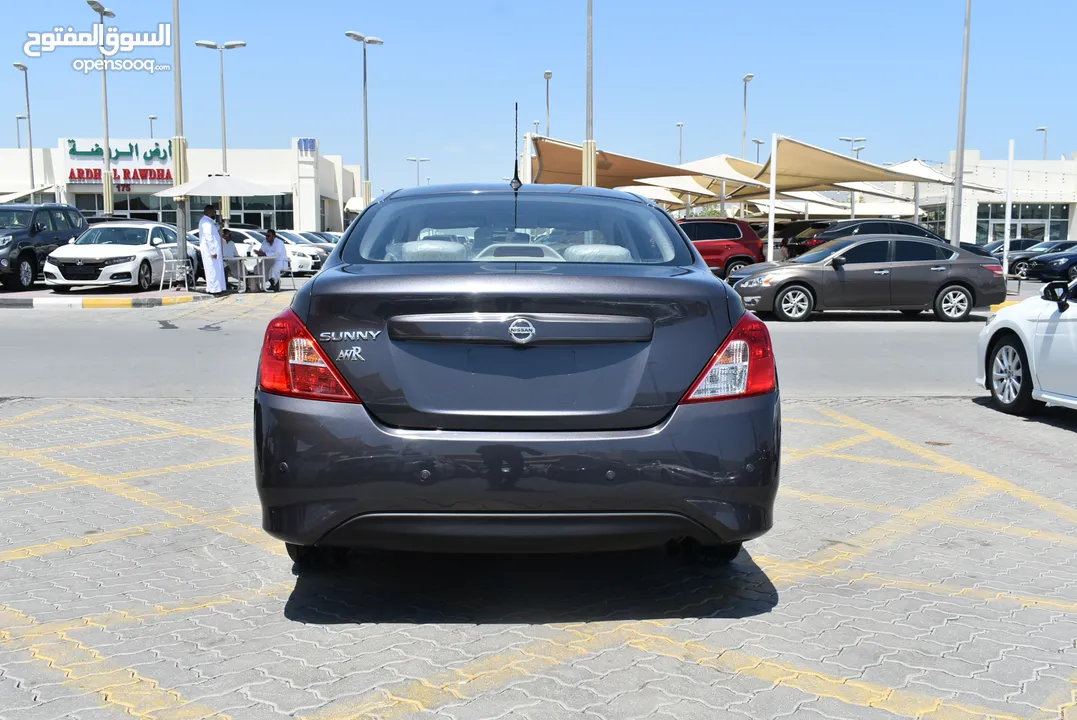 Nissan Sunny 2021 brown