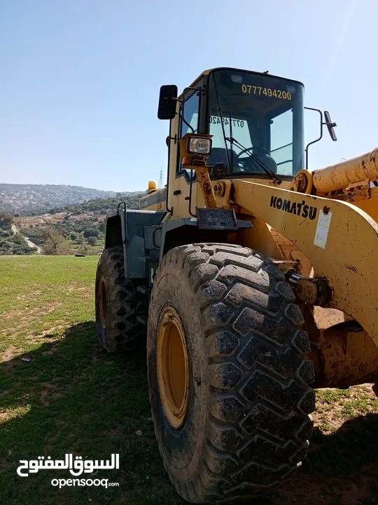 باك لودر JCB 2001+ لودر كوماتسو 380 داش 3 مديل 99   للعمل