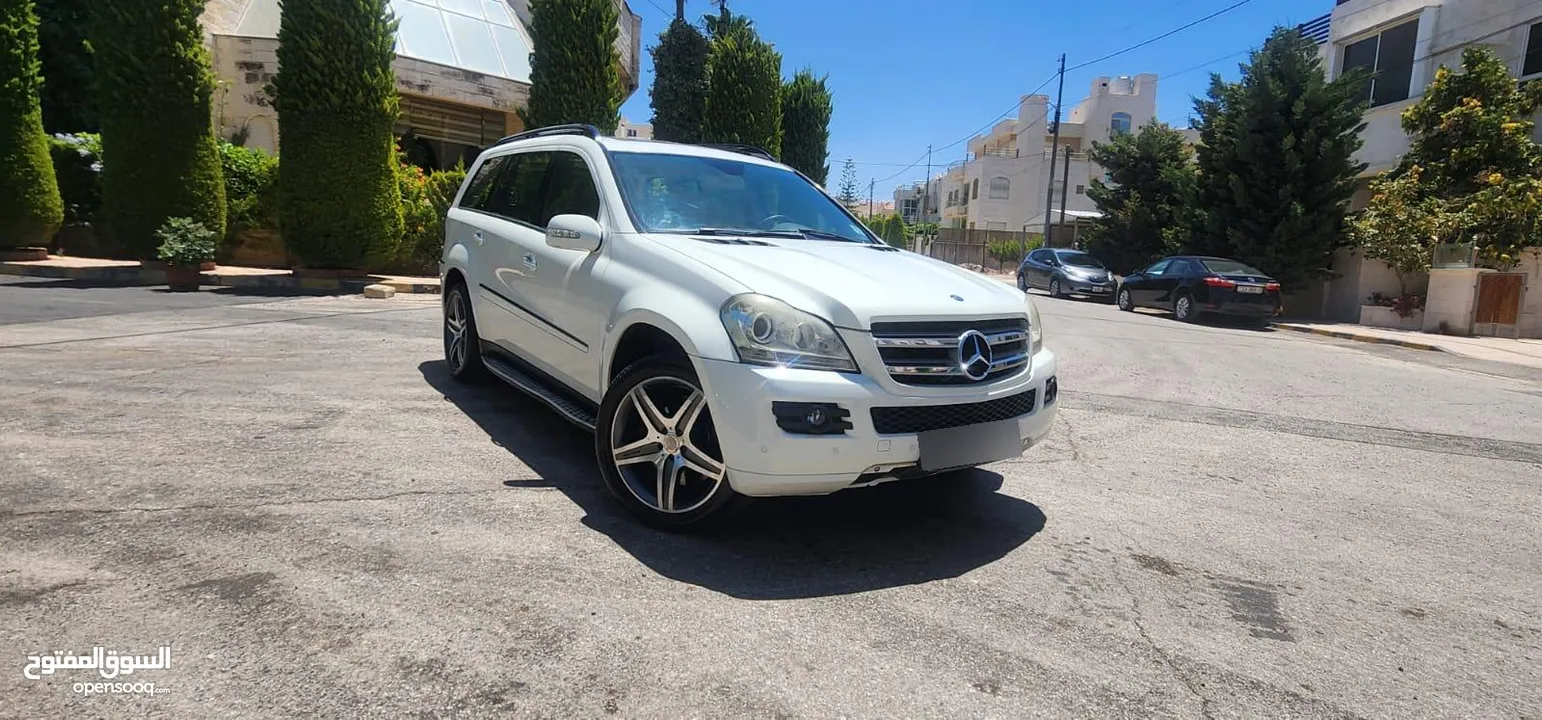 كاش أو اقساط من المالك مرسيدس GL 450 2008 AMG مالك اول من الشركه بحاله الوكاله فحص كامل