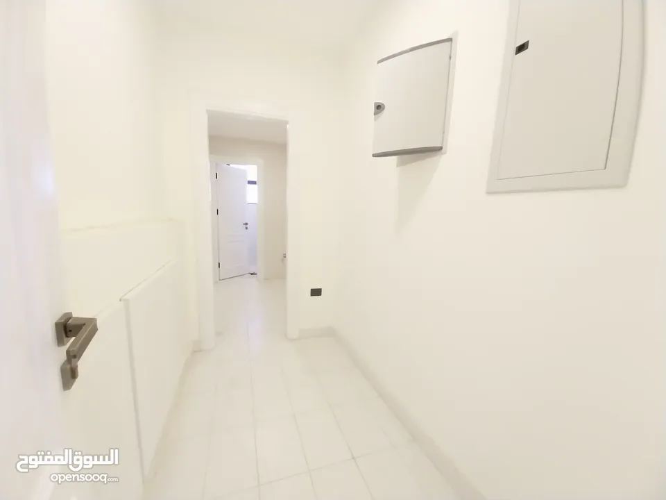 شقة غير مفروشة للإيجار 320م2 ( Property 19519 )-175072651