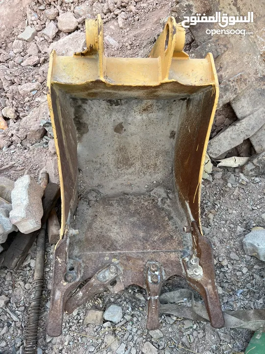 Bucket for JCB AND EXVATER AVALABLE IN DIFFERENT  CM