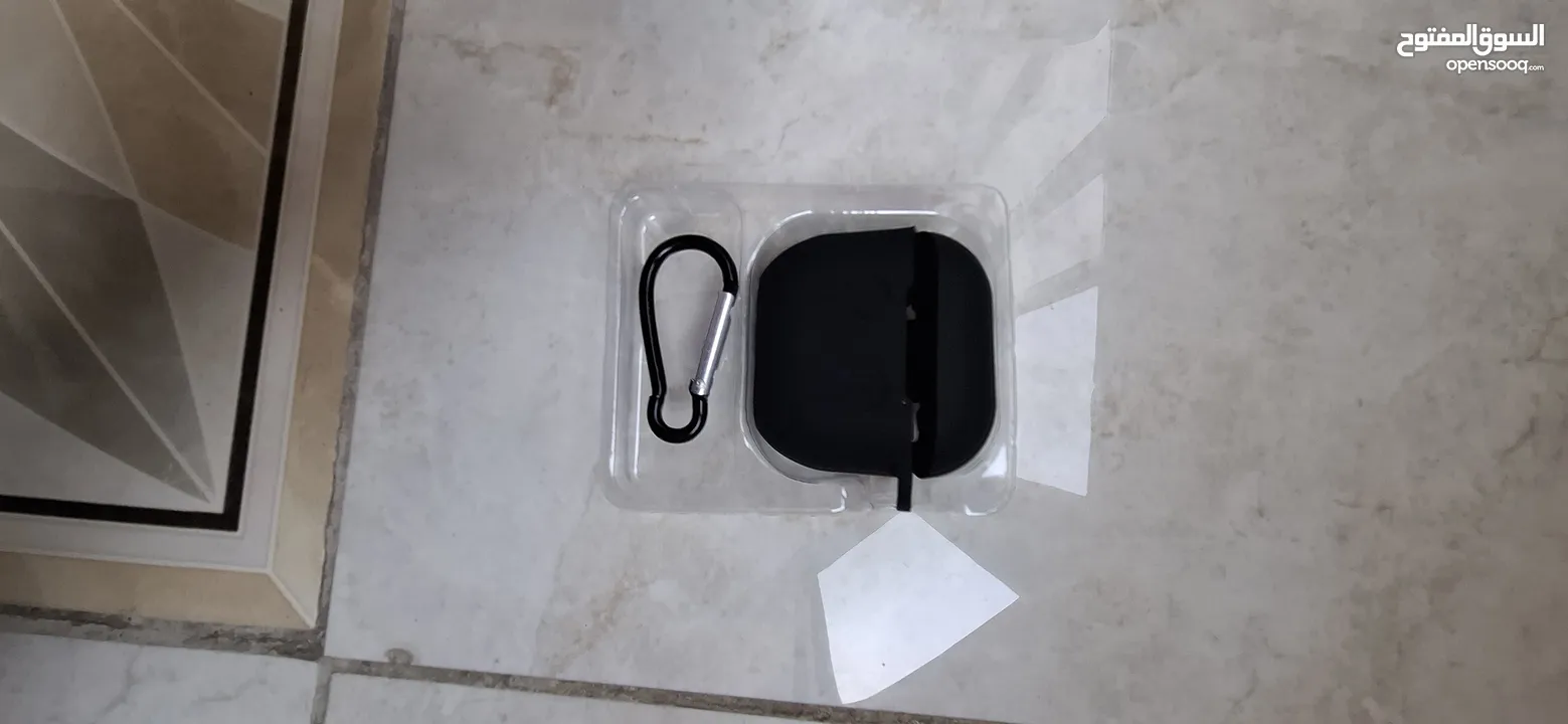 cover airpods 4