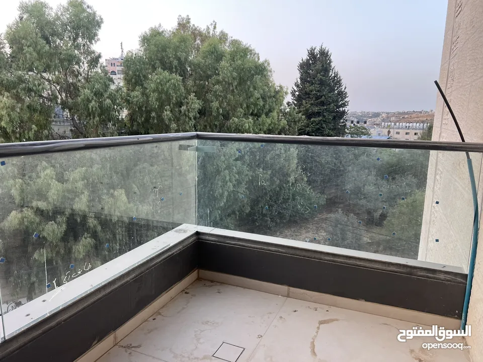 شقه فاخرة للبيع في الطيره قرب معهد الطيره