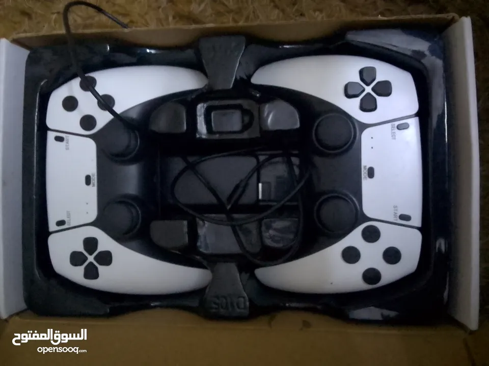 شبيه البلاي ستيشن 5 عليه لعبه الجي تي اي وعليه فيفا 2005 وفيفا 2015 فيفا 2020 بسعر حرق