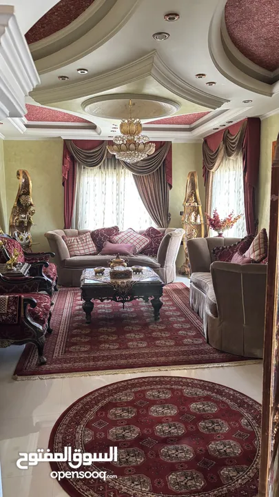 روف 400 متر للبيع
