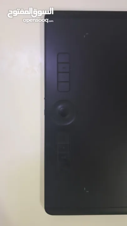 Wacom Intuos Pro Large -  model PTH-860    drawing tablet