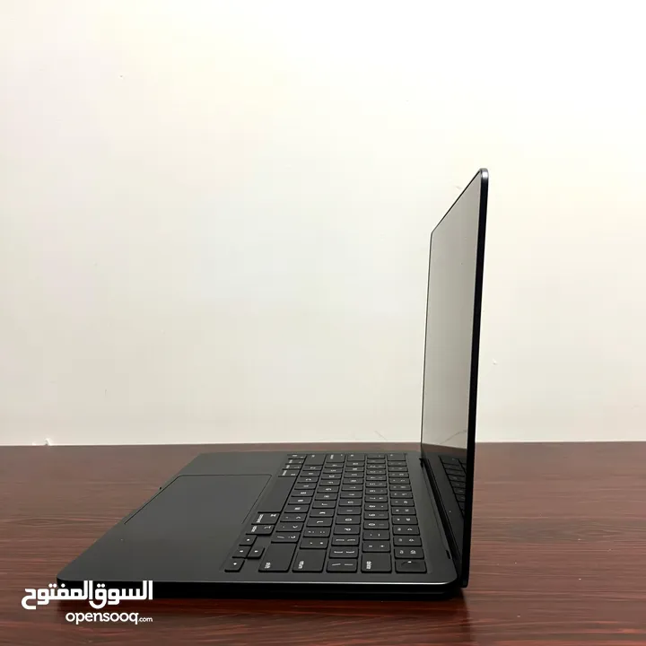 للبيع - لابتوب MacBook Air 2024 جديد بحالة ممتازة