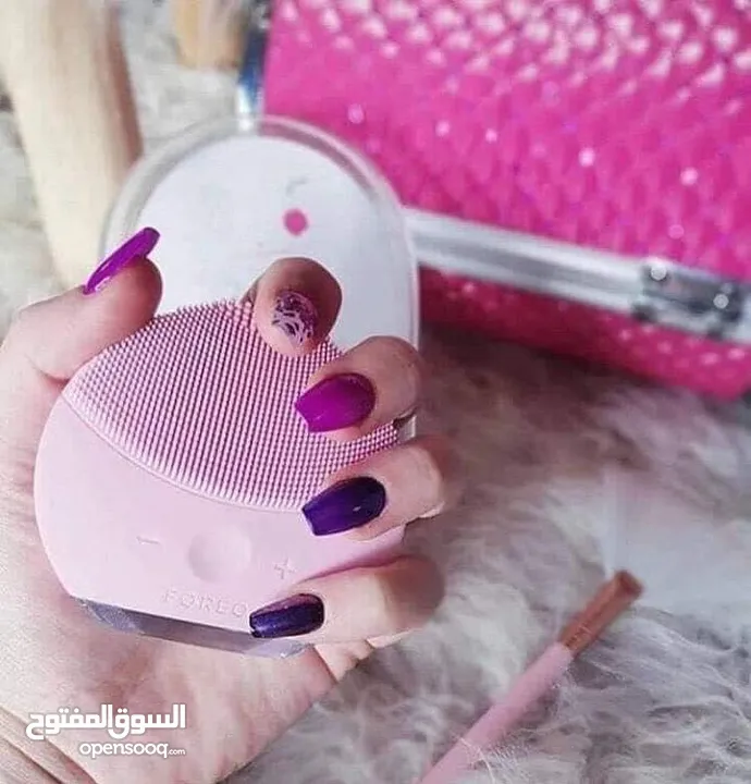 جهاز مساج FOREOluna  يعمل بالشحن فور يو سيليكون المساج و تنظيف البشره بتقنية سونيك