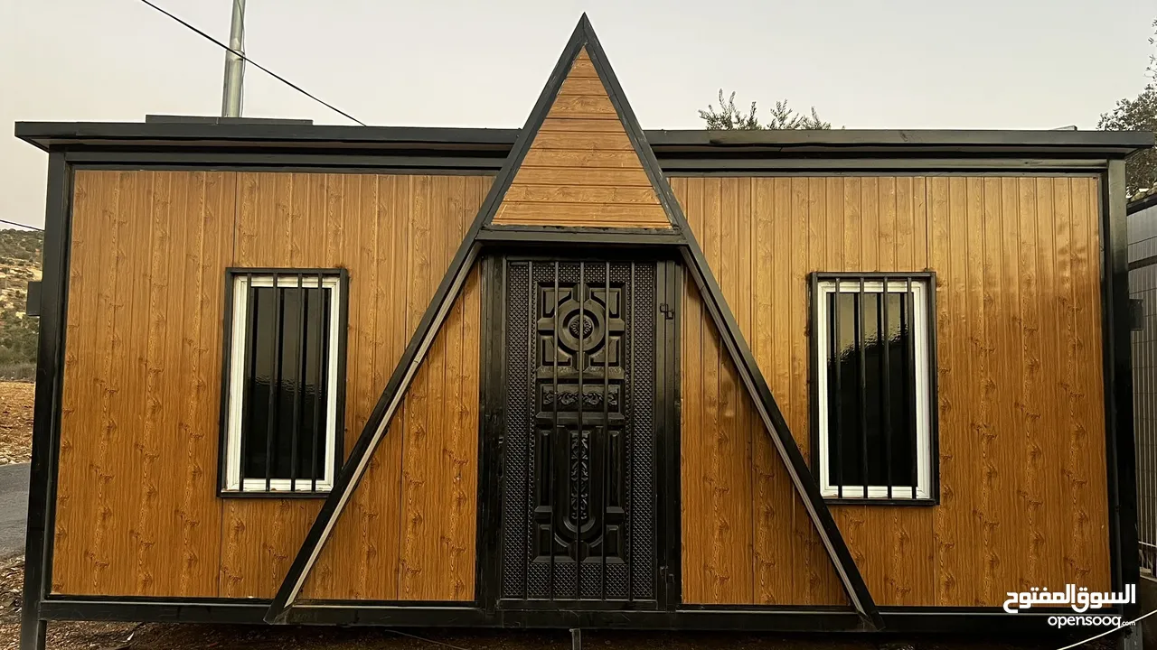 كرفان كوخ لون خشبي بحالة ممتازة