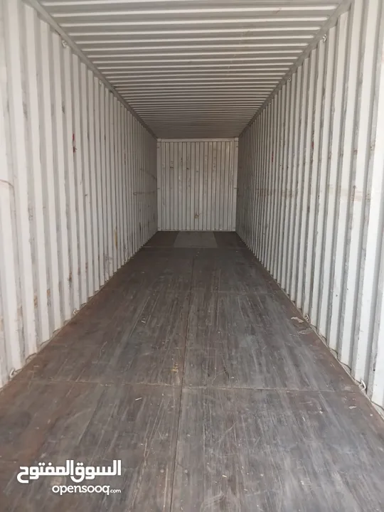 للبيع  containers  ( حاويات )  كونتينر بحاله جيده جدا