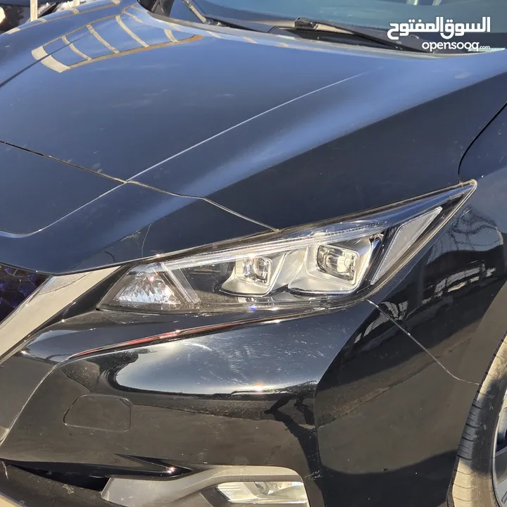 نيسان ليف 2022 SV