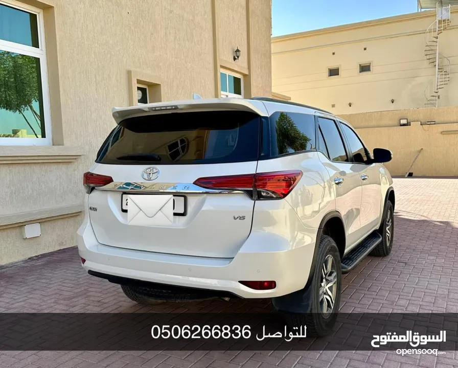 Toyota Fortuner V6 2022