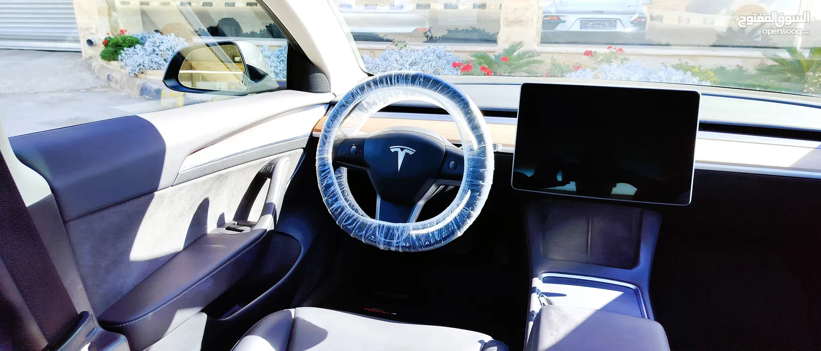 تيسلا 2023 MODEL 3 فحص كامل 4 جـيـد ممشى قليل 20 الف بحالة الوكالة لون فيراني مميز بسعر محرووق ولقطة