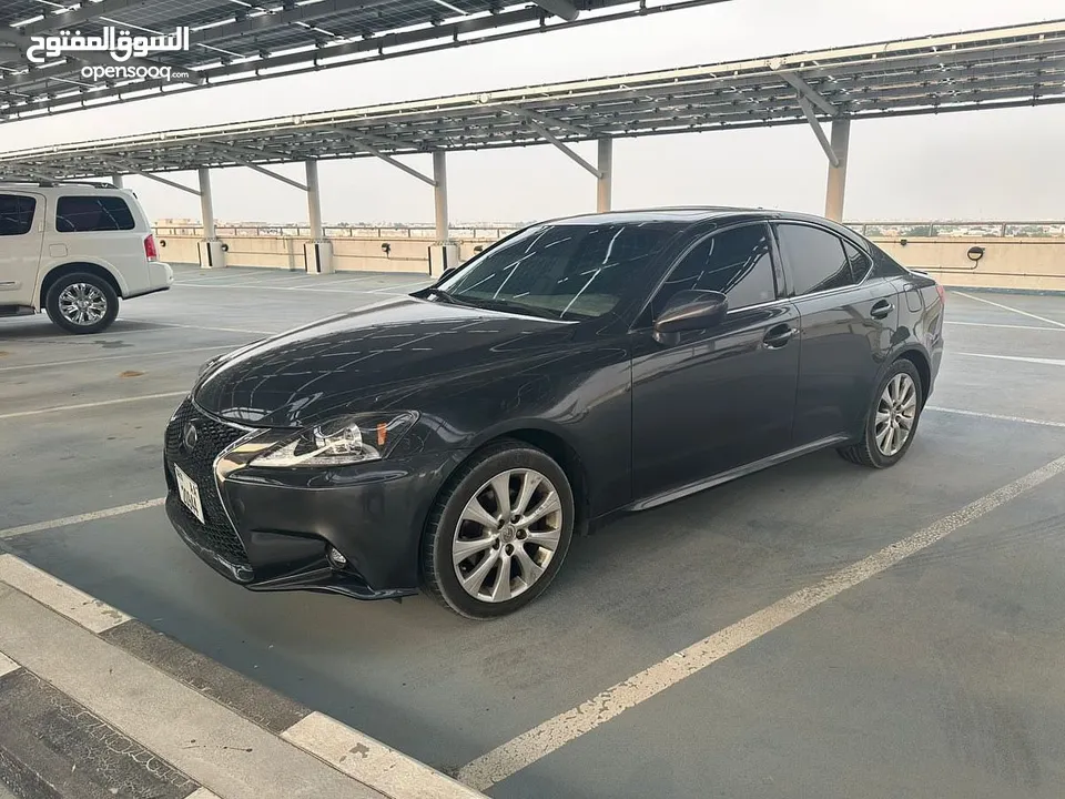 Lexus is250