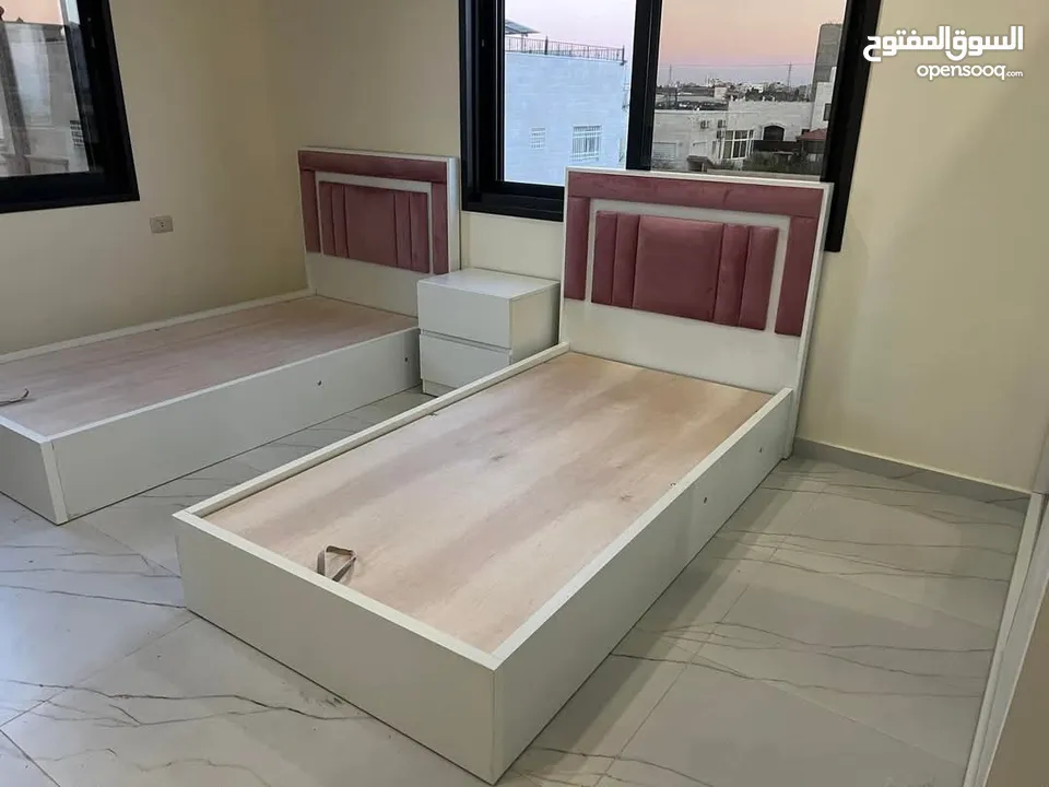بوكسات تخت مجوز ومفرد ومفرد ونص حسب الطلب